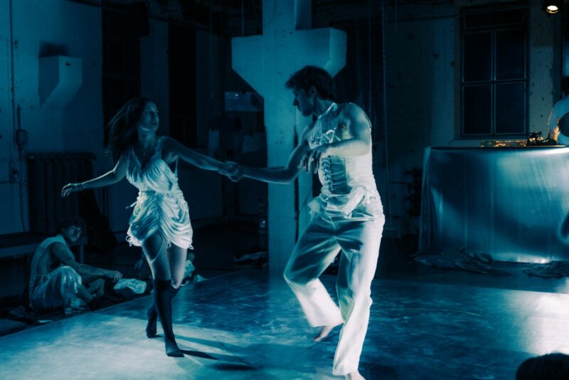 Wer tanzt mit wem bei Let’s Dance 2026? Teilnehmer und mögliche PaareWer tanzt mit wem bei Let’s Dance 2026? Teilnehmer und mögliche Paare