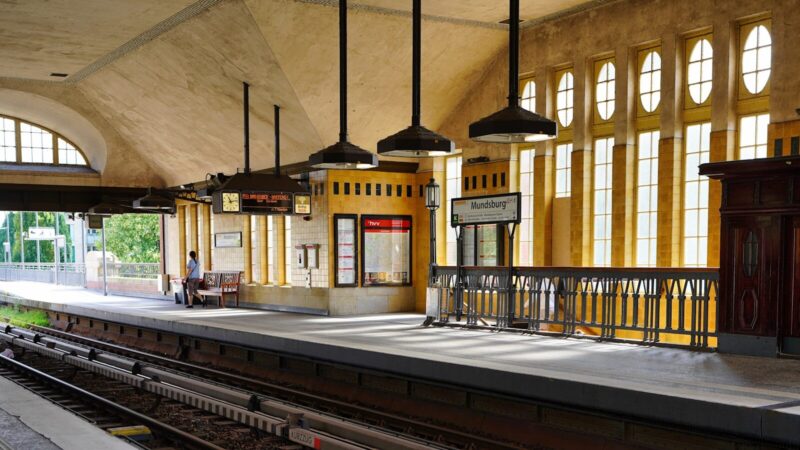 Fernbeziehung per Zug? So schwer macht es die Deutsche Bahn